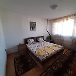 за гости петрови Primorszko