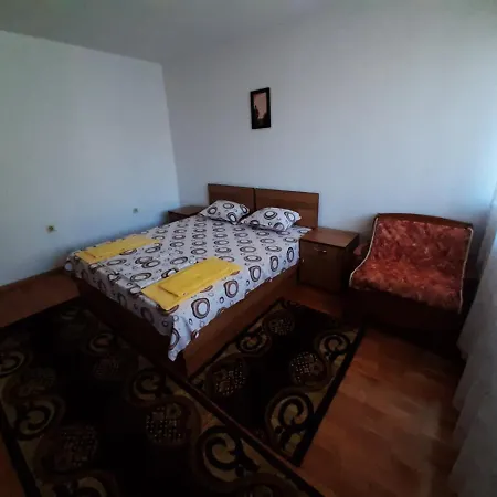 招待所 Стаи За Гости Петрови 2*