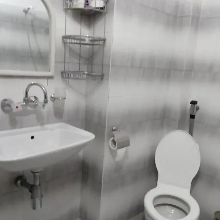 Стаи За Гости Петрови 2*