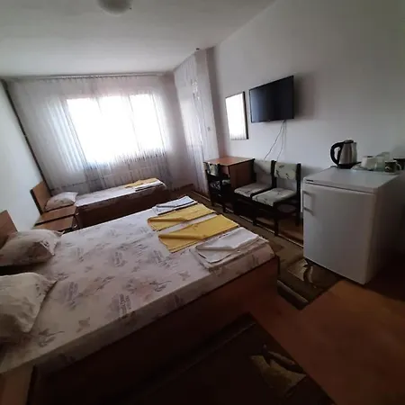 Стаи За Гости Петрови 招待所