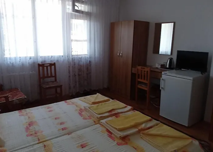 за гости петрови 2* Primorszko